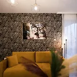 Moonlight Premium Central Apartment